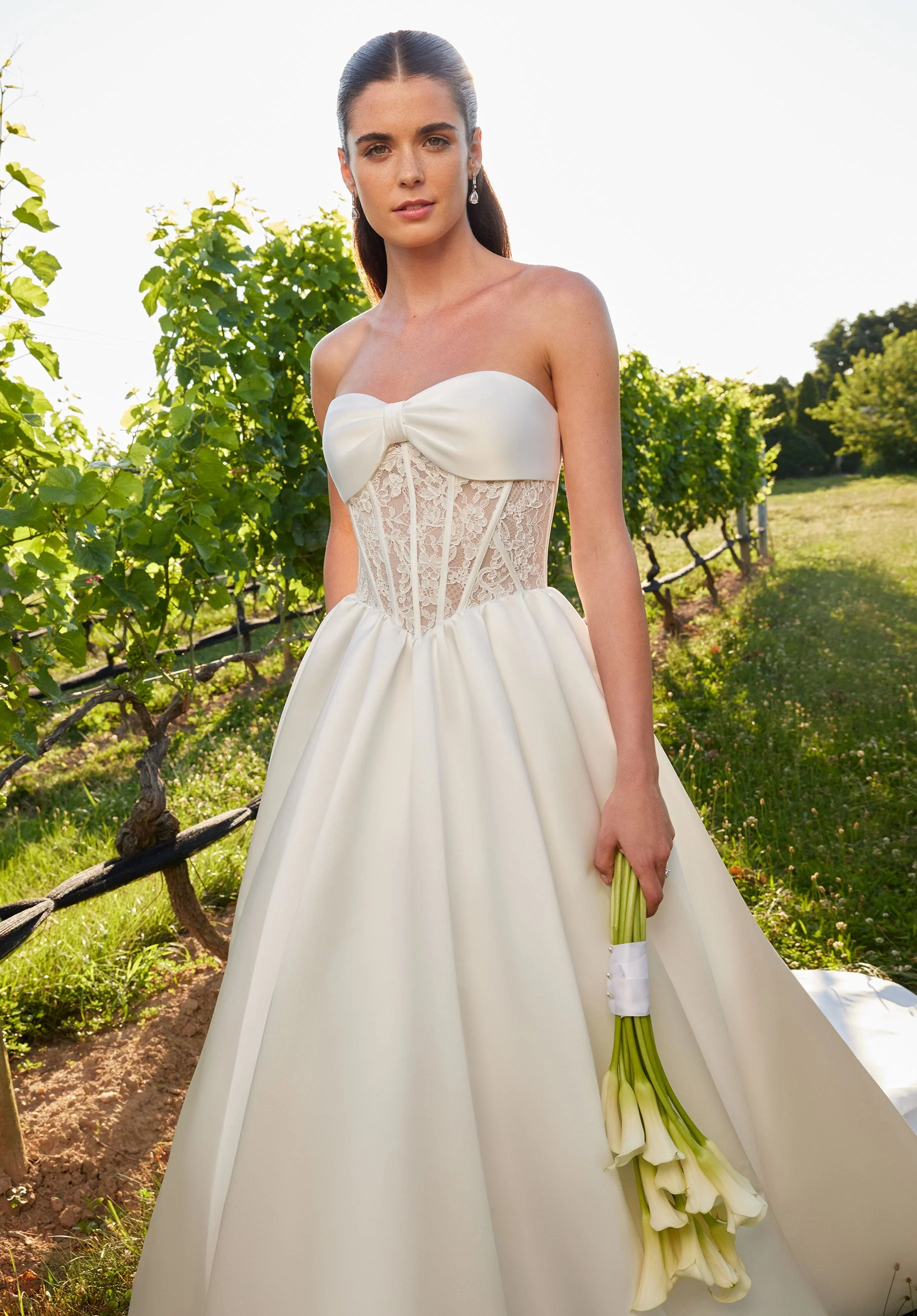 Sabrine Wedding Dress - Image 7