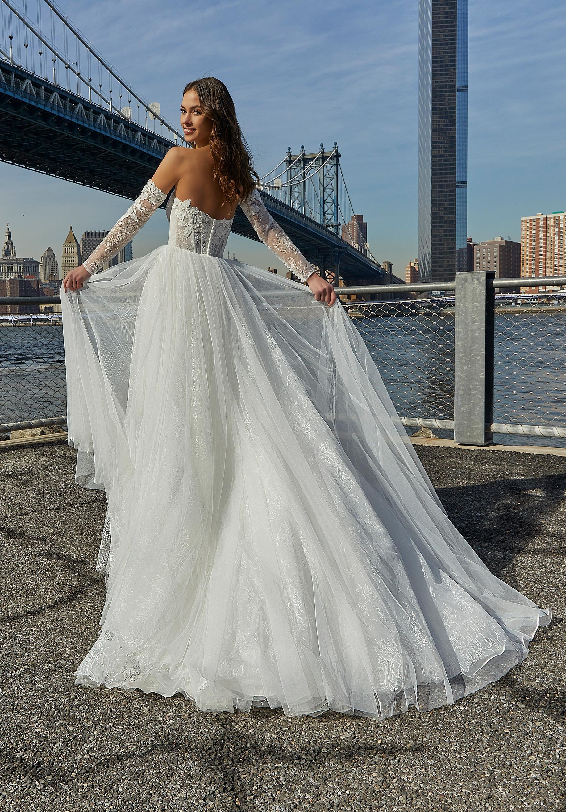 Sahara Wedding Dress - Image 4