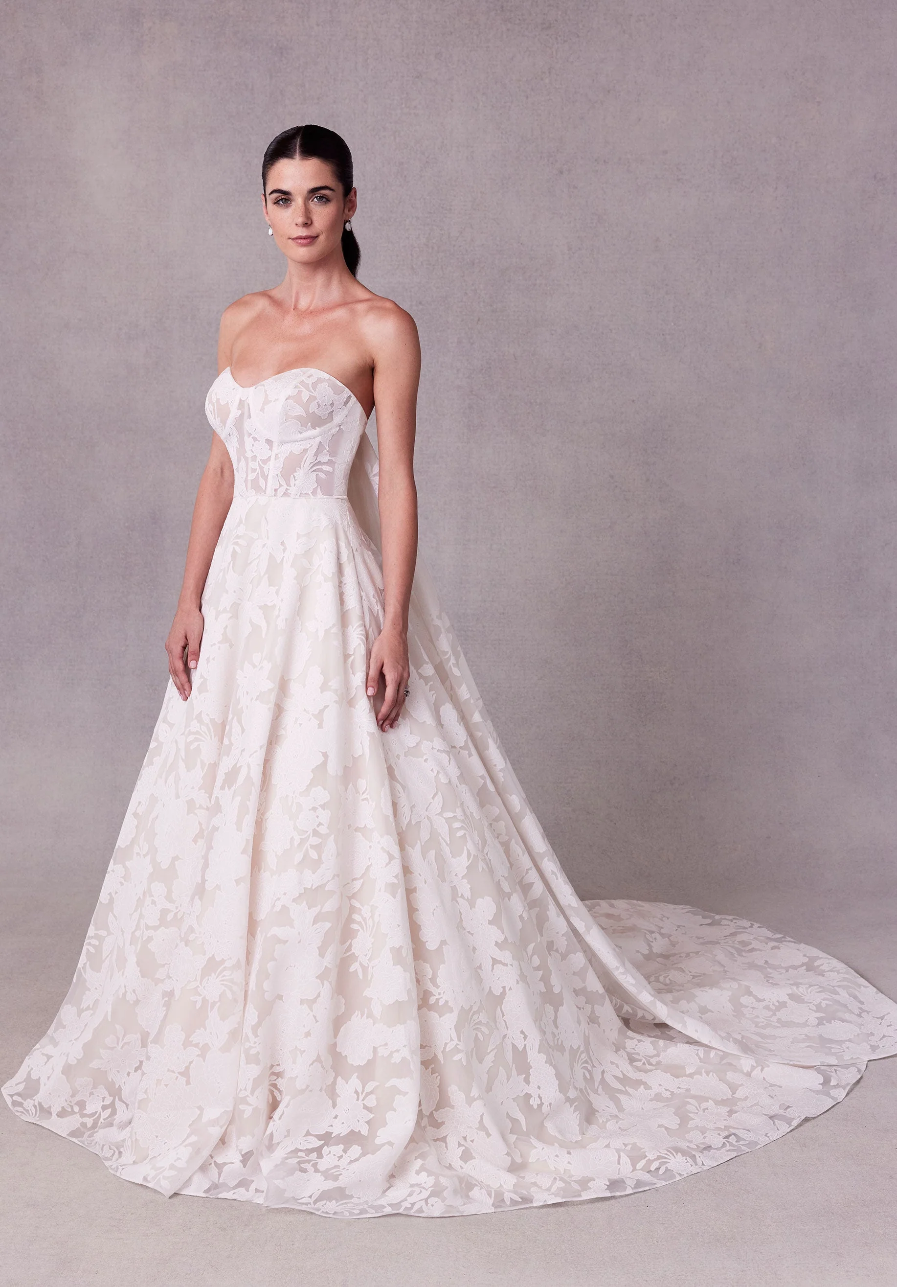 Saige Wedding Dress - Image 3