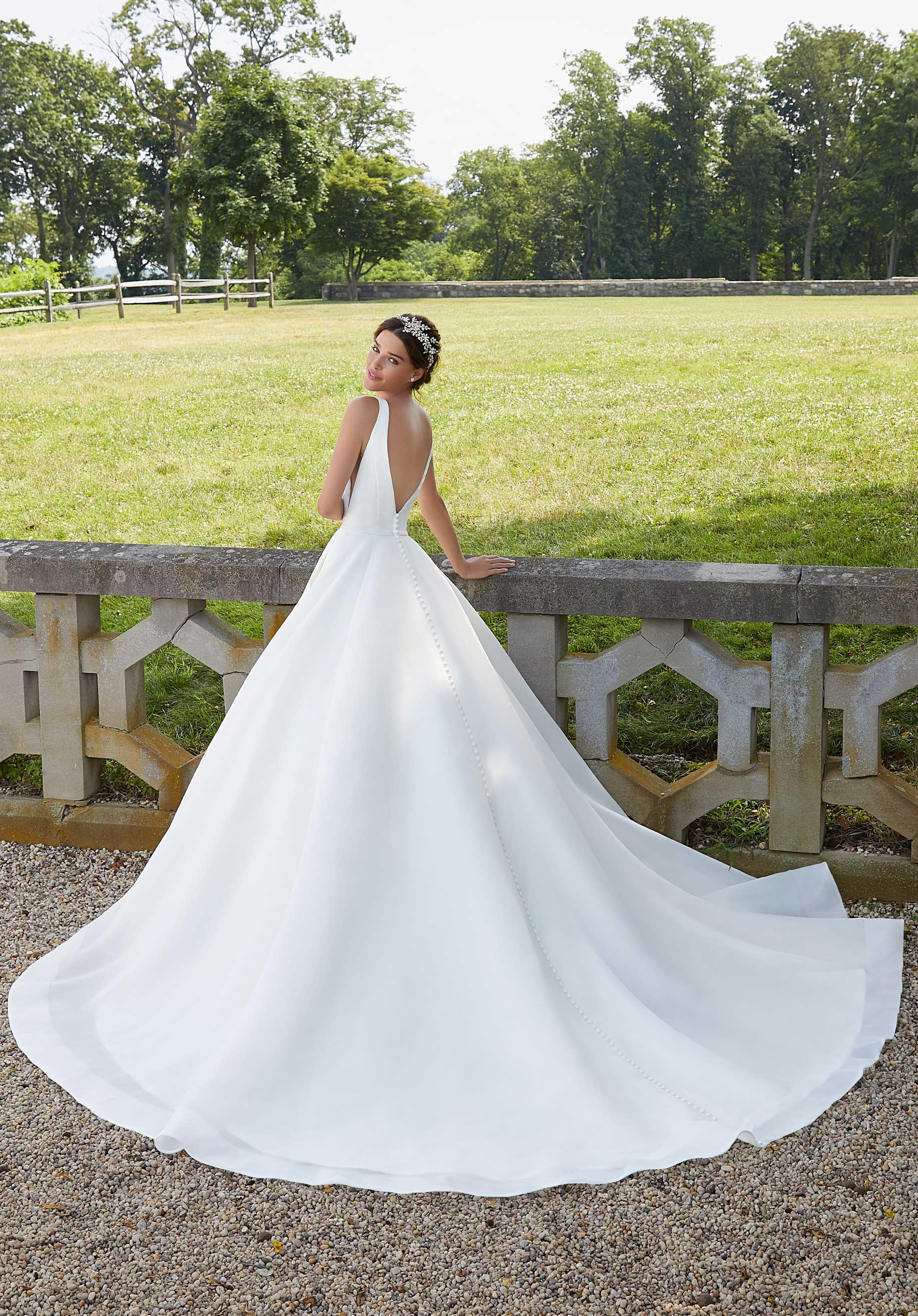 Sara Wedding Dress - Image 4