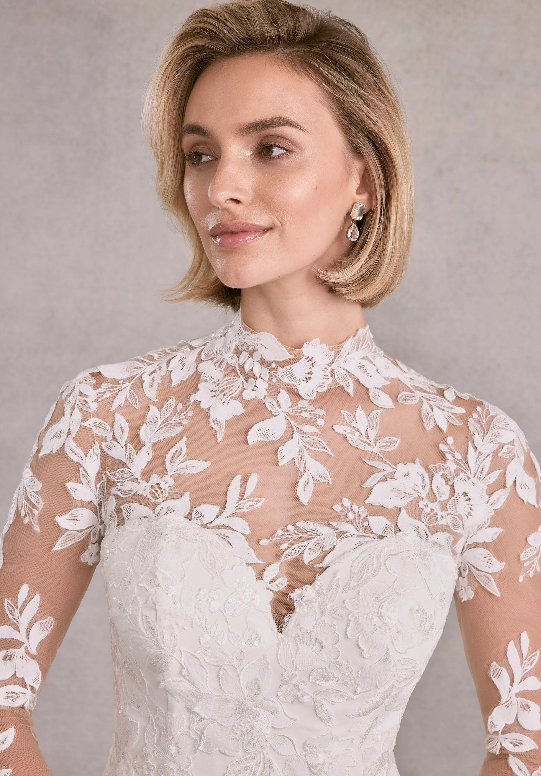 Savina Wedding Dress - Image 2