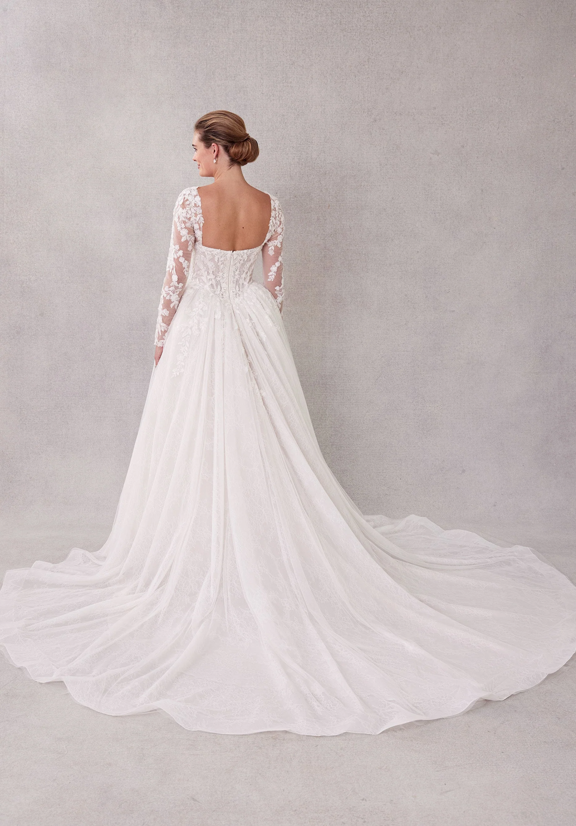 Seattle Wedding Dress - Image 9