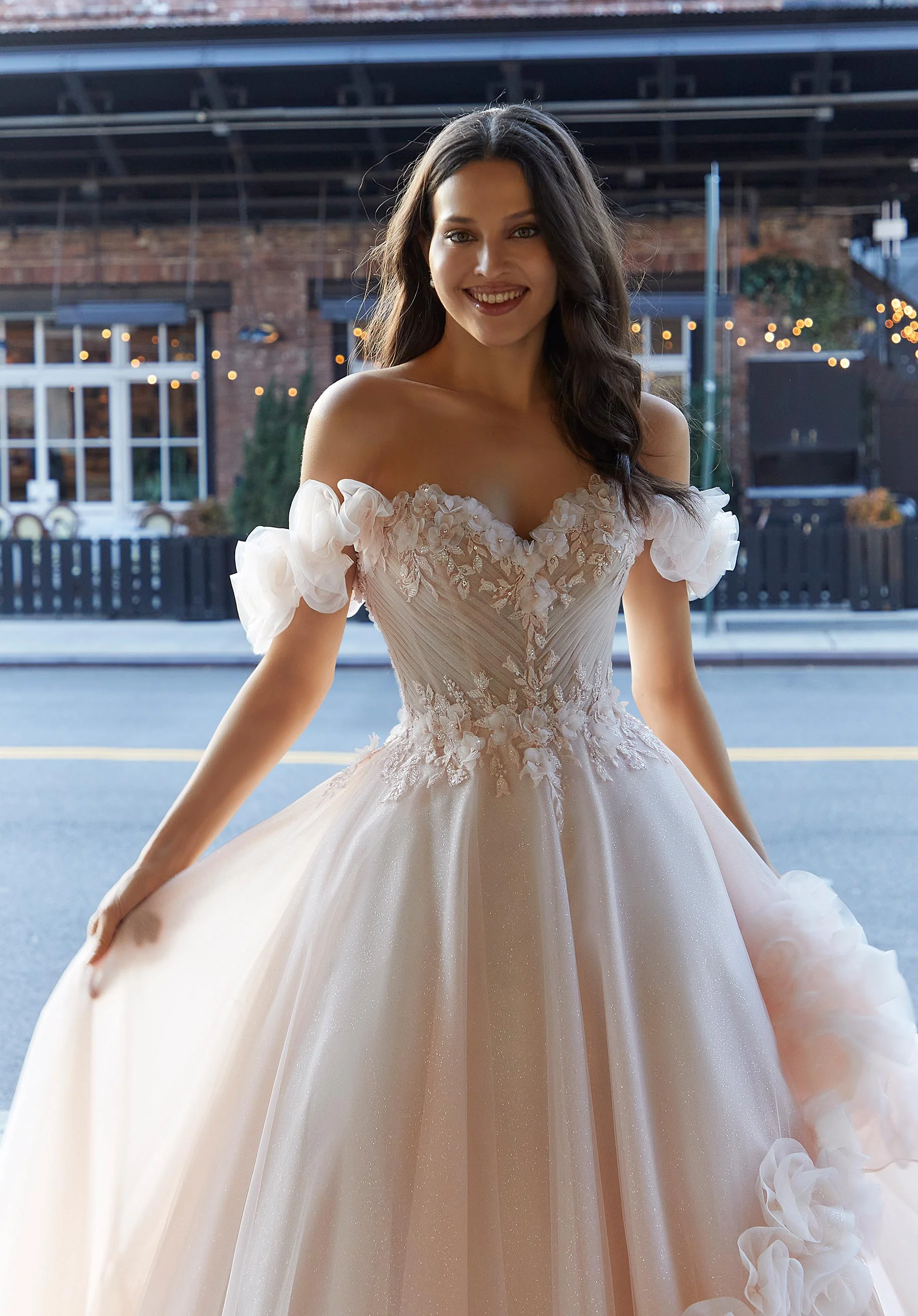 Shakira Wedding Dress - Image 2