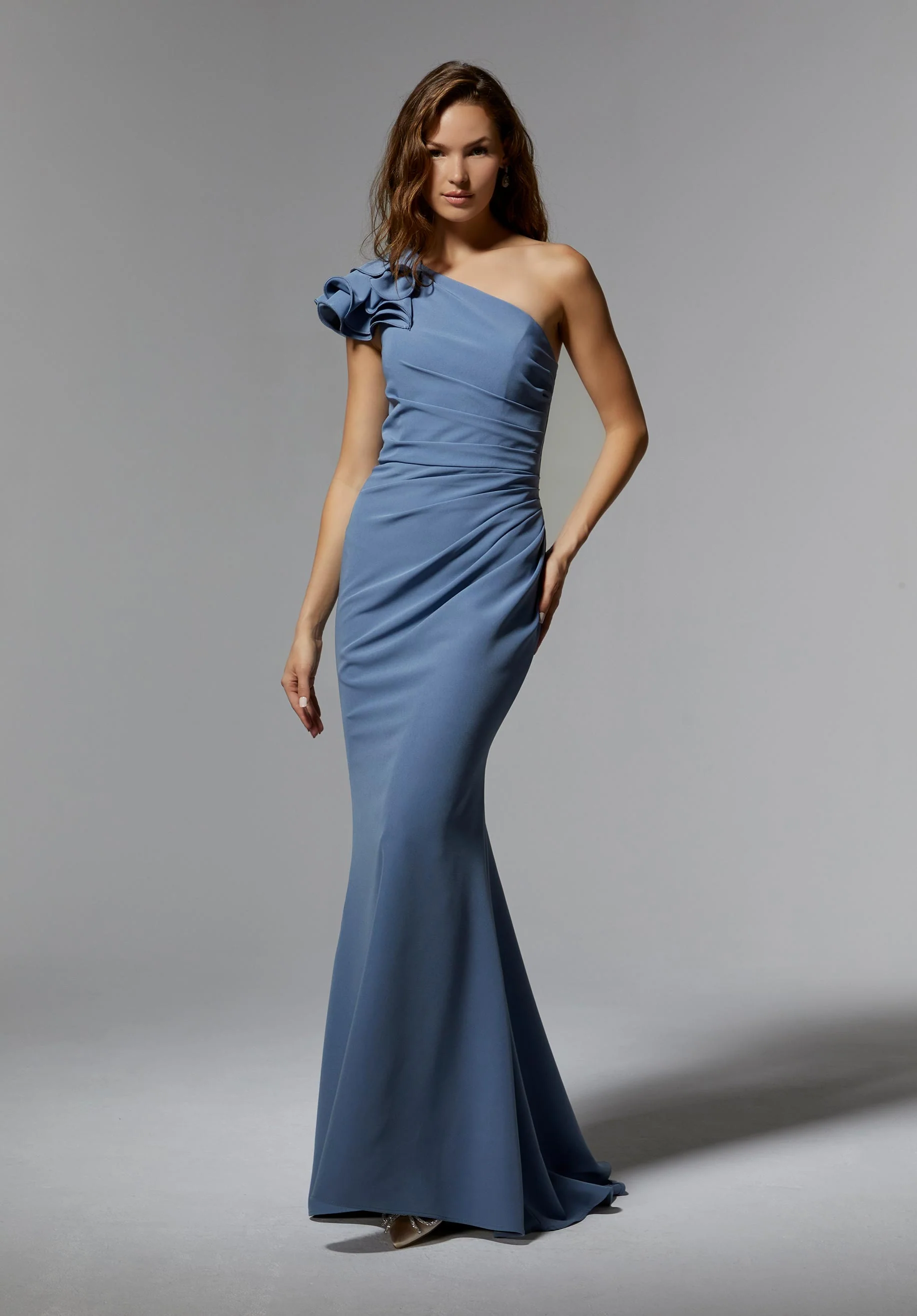 Sheath Evening Gown on Crepe - Image 3