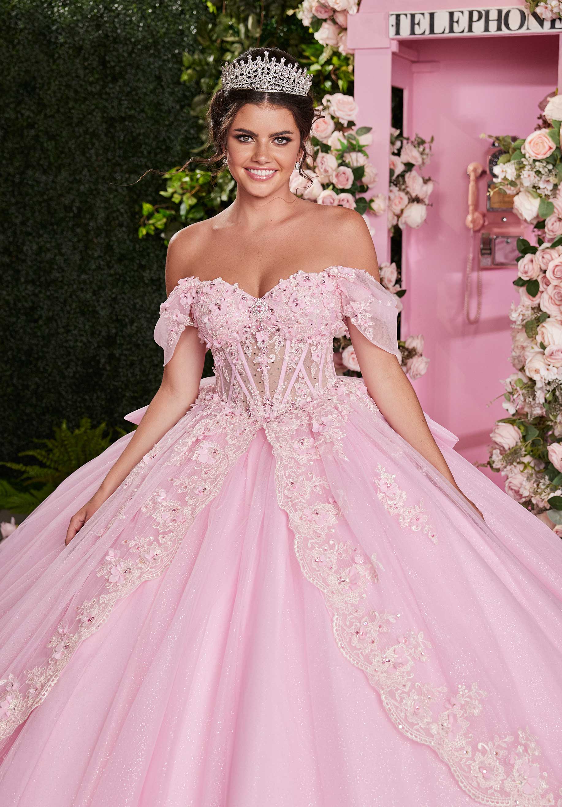 Sheer Sweetheart Quinceañera Dress with Split Skirt and Tiered Back - Image 11