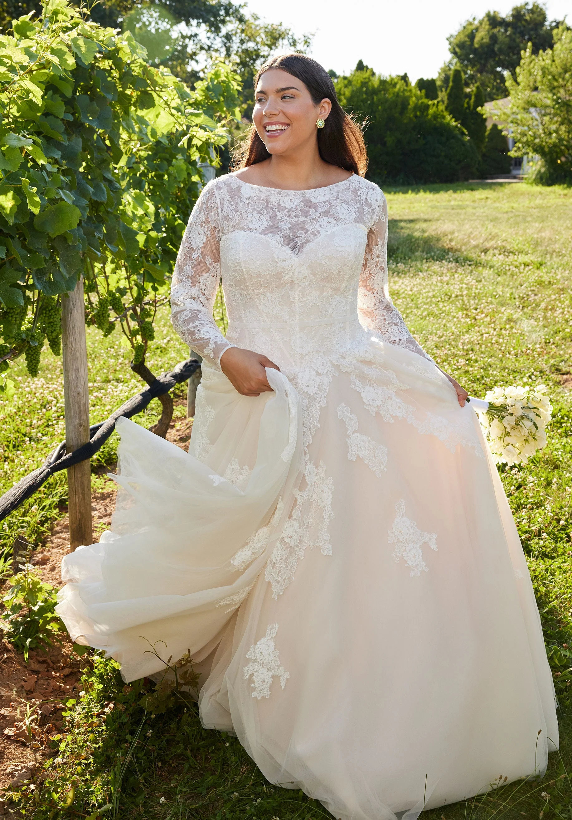Shenna Wedding Dress - Image 5