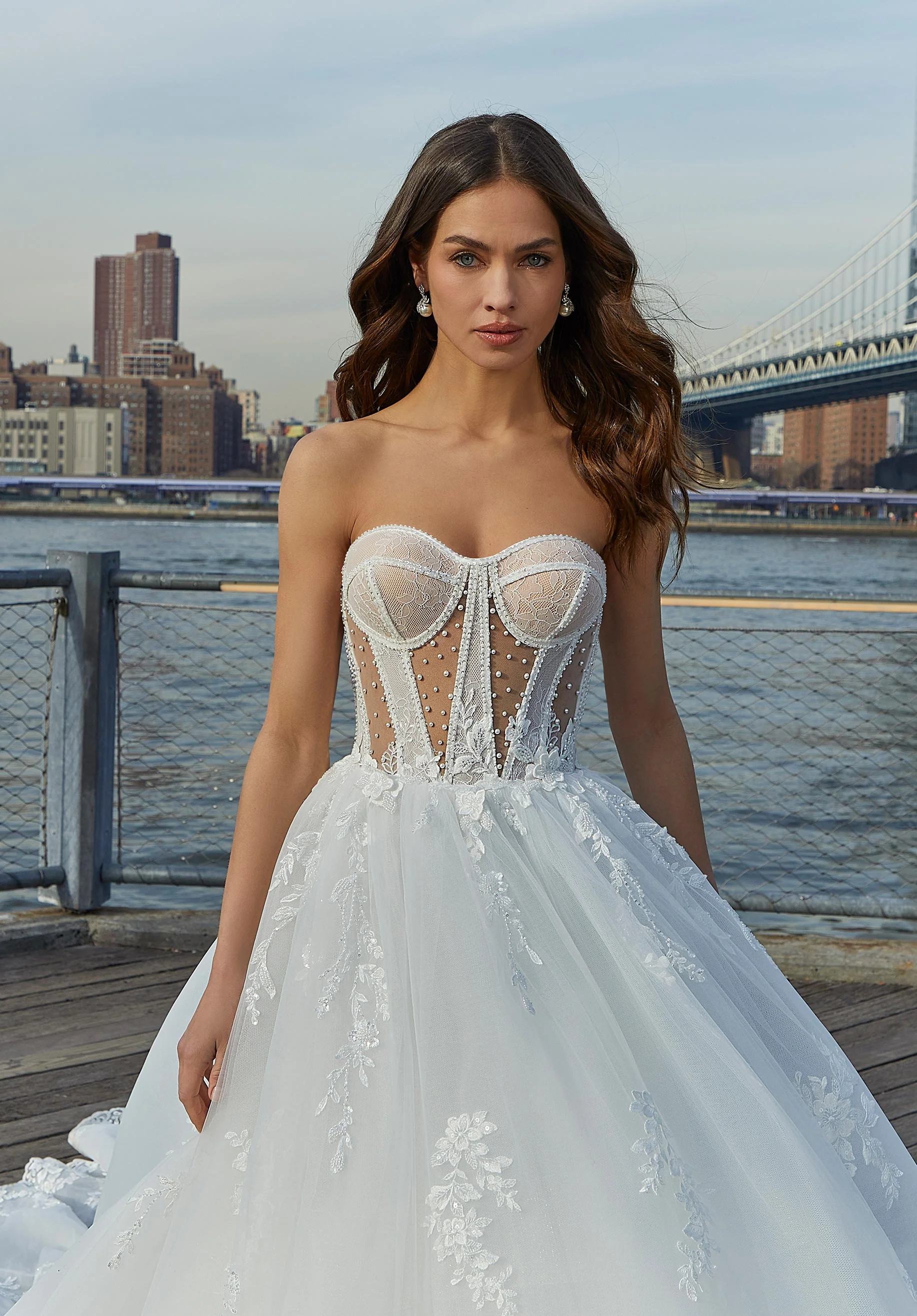 Siobhan Wedding Dress - Image 2