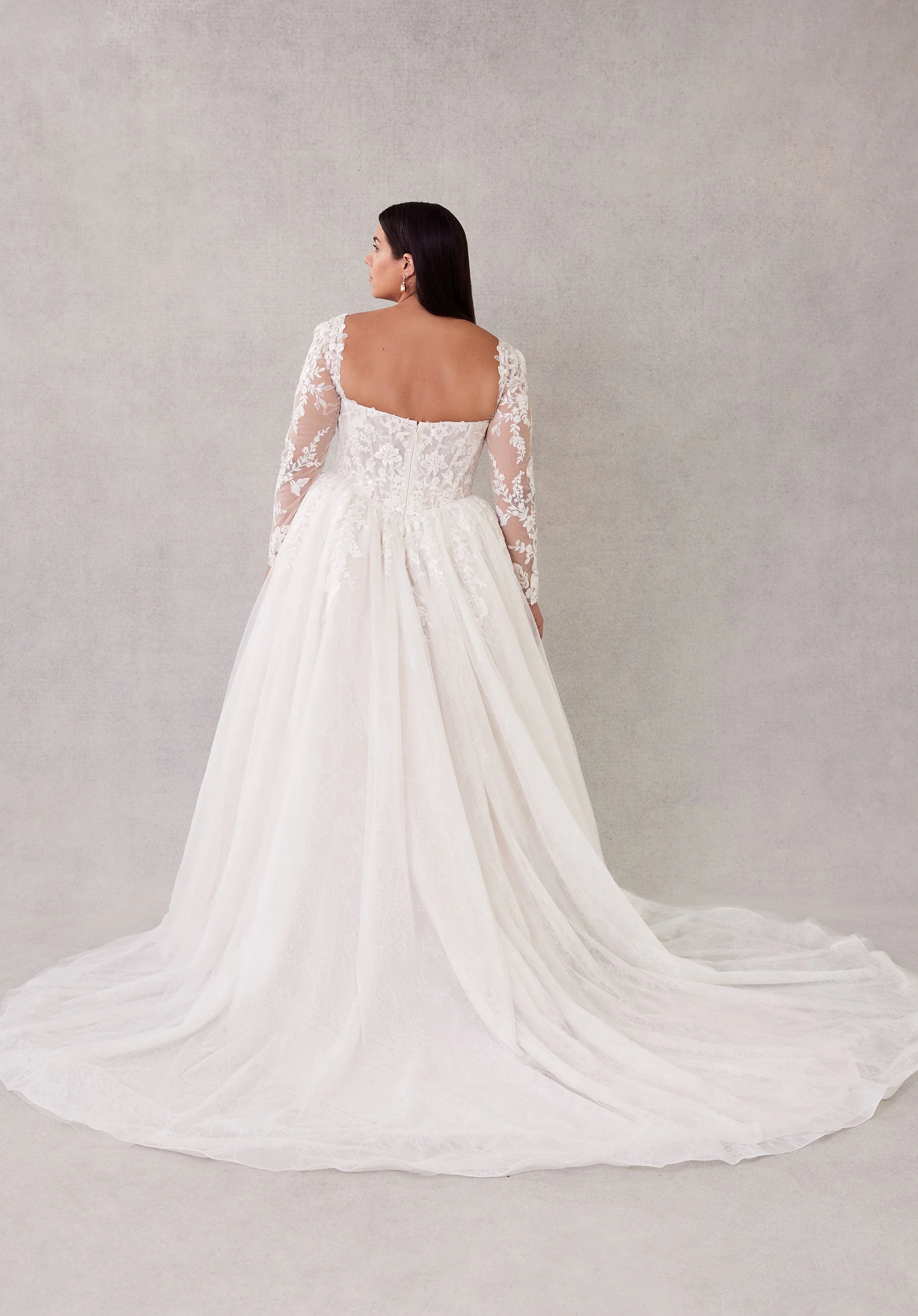 Sola Wedding Dress - Image 11