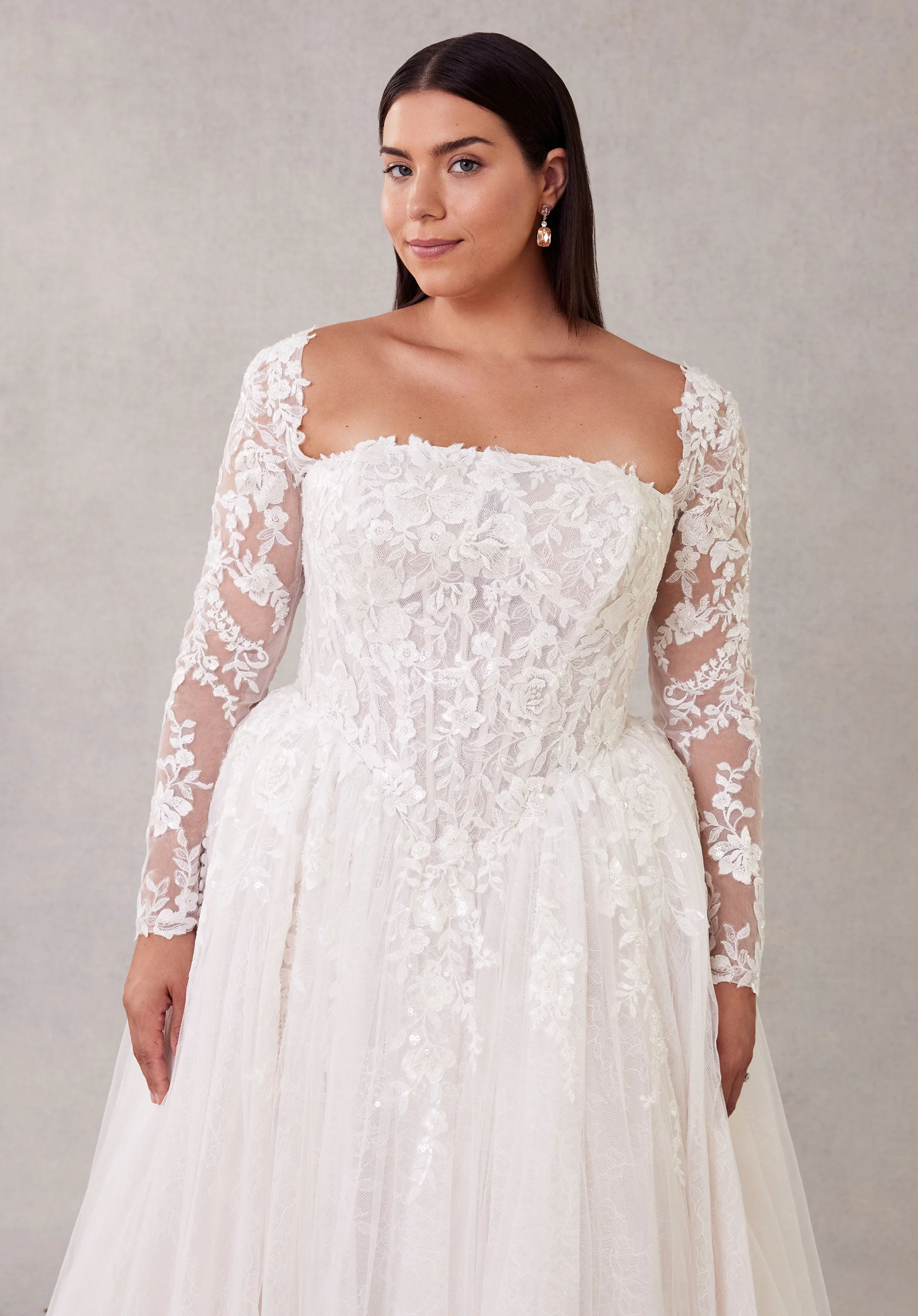 Sola Wedding Dress - Image 3