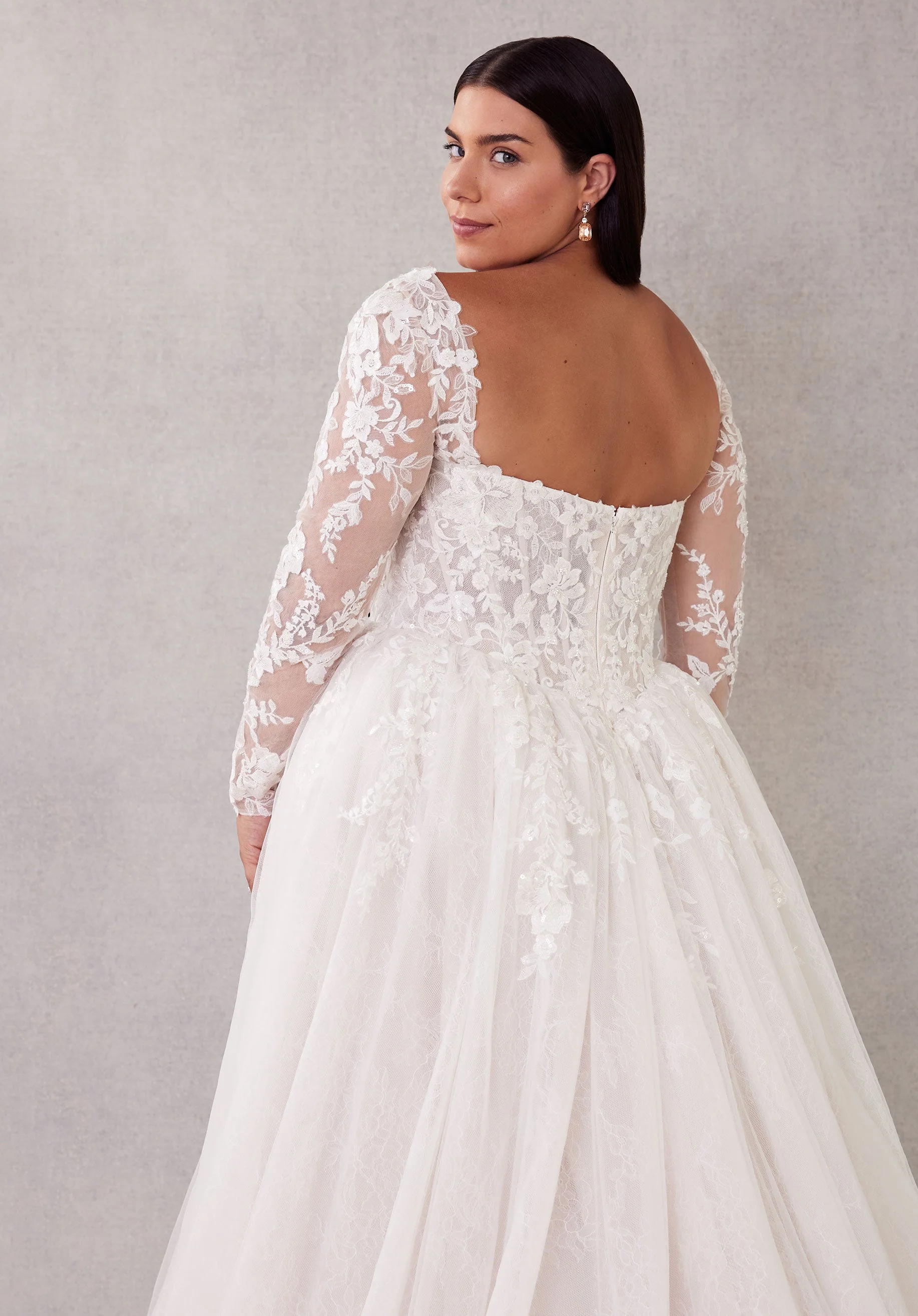 Sola Wedding Dress - Image 9