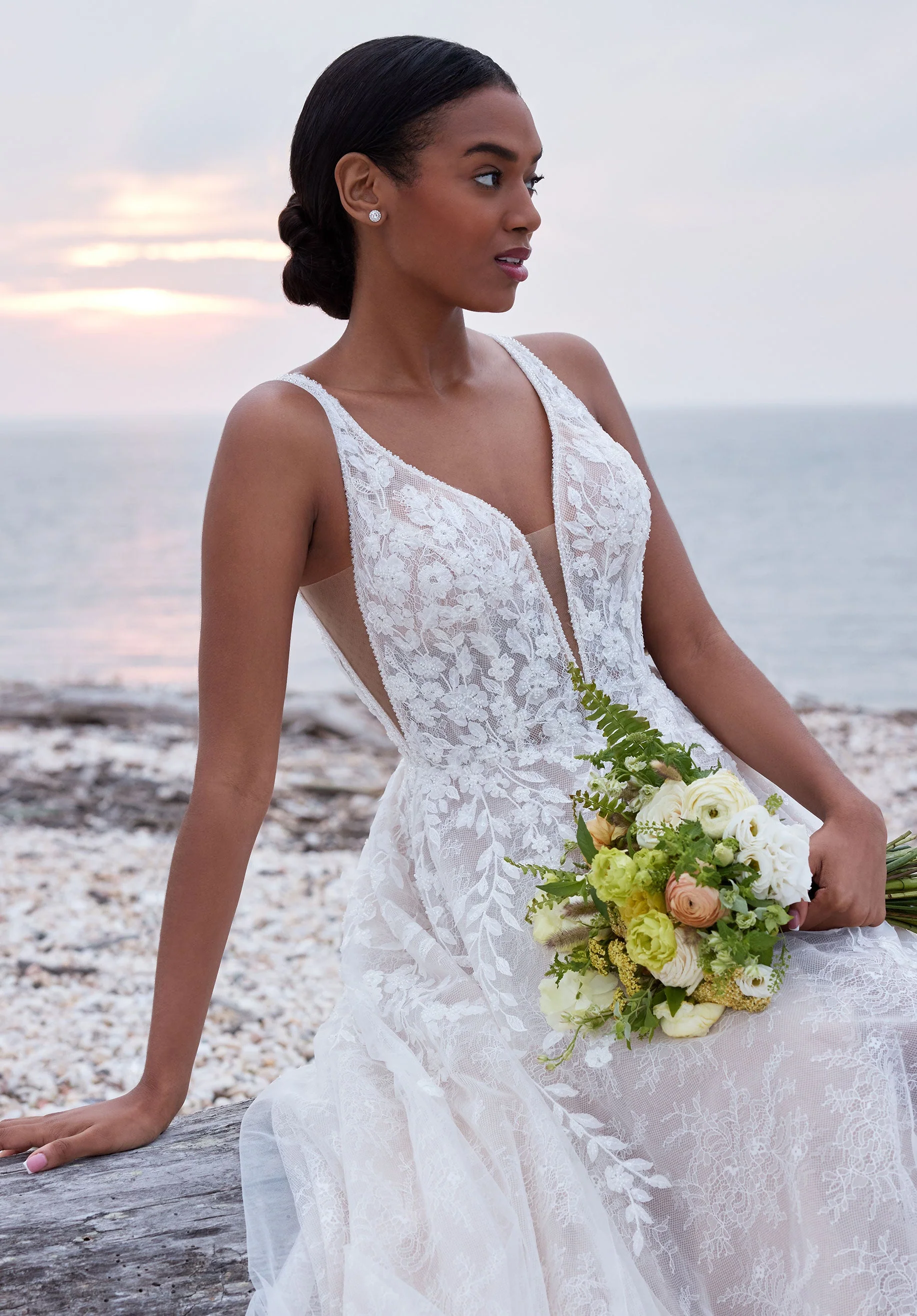 Song Wedding Dress - Image 3