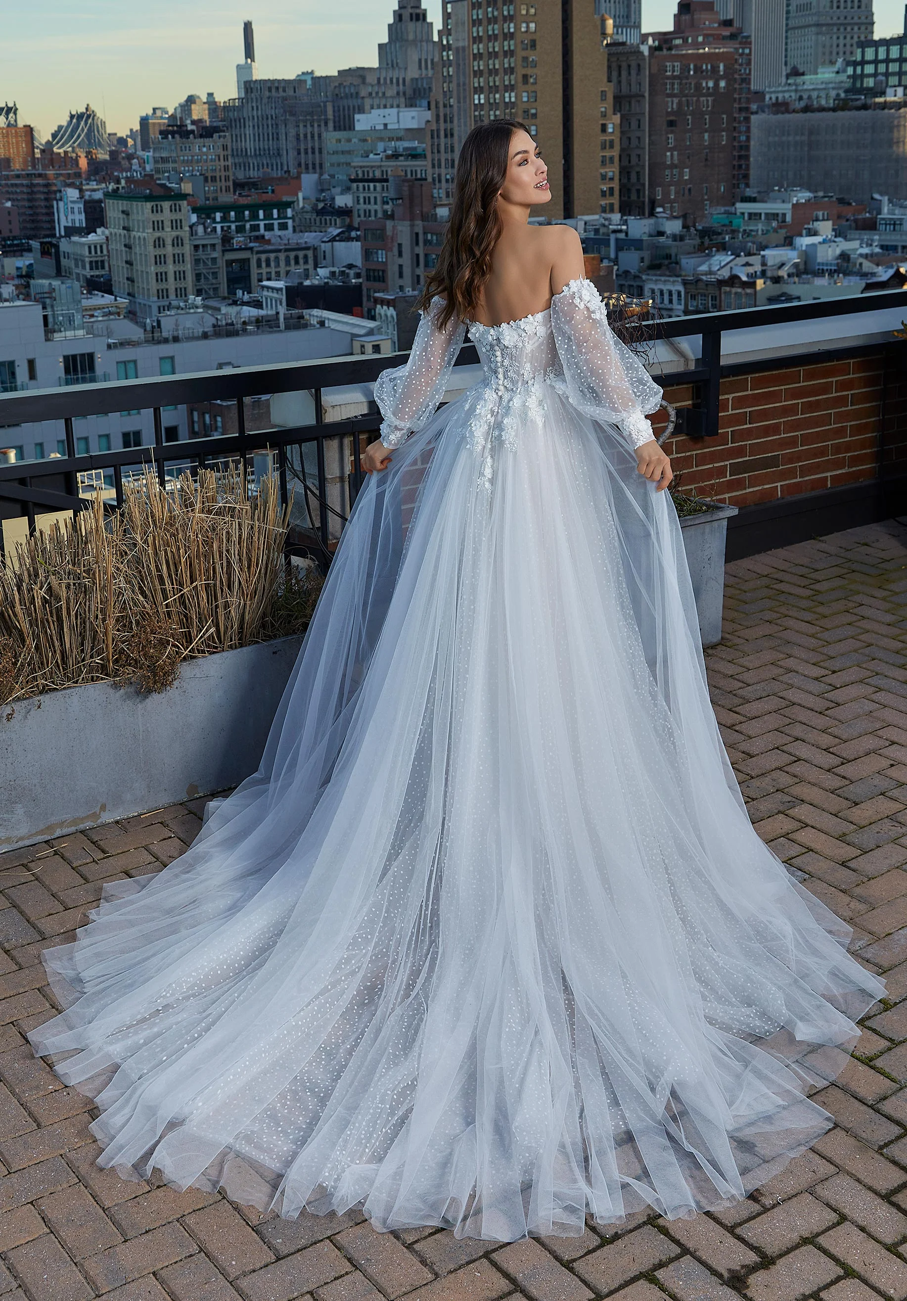 Starla Wedding Dress - Image 5