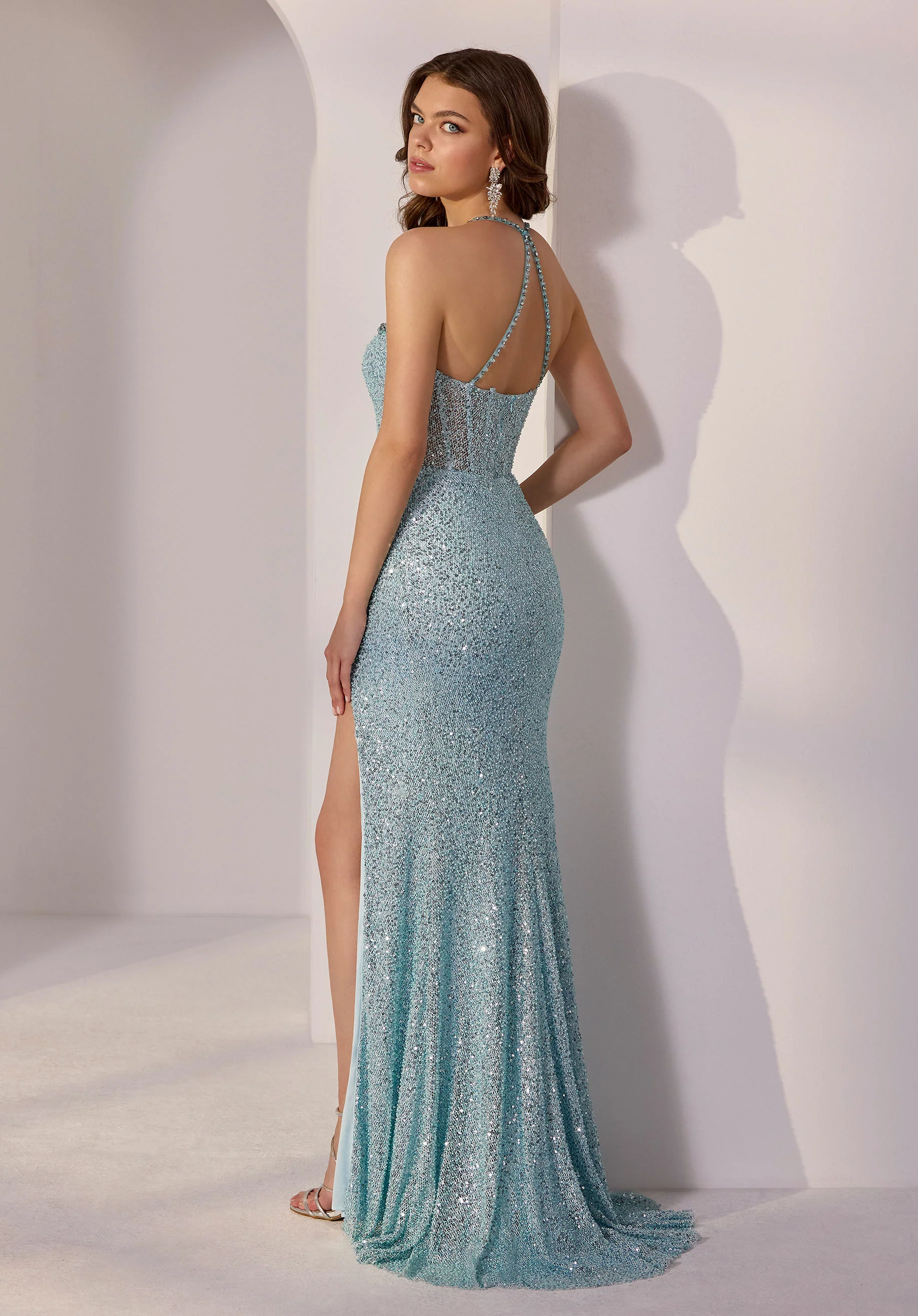 Sweetheart Keyhole Cut Out Bodice Sequin Party Dress - Image 4
