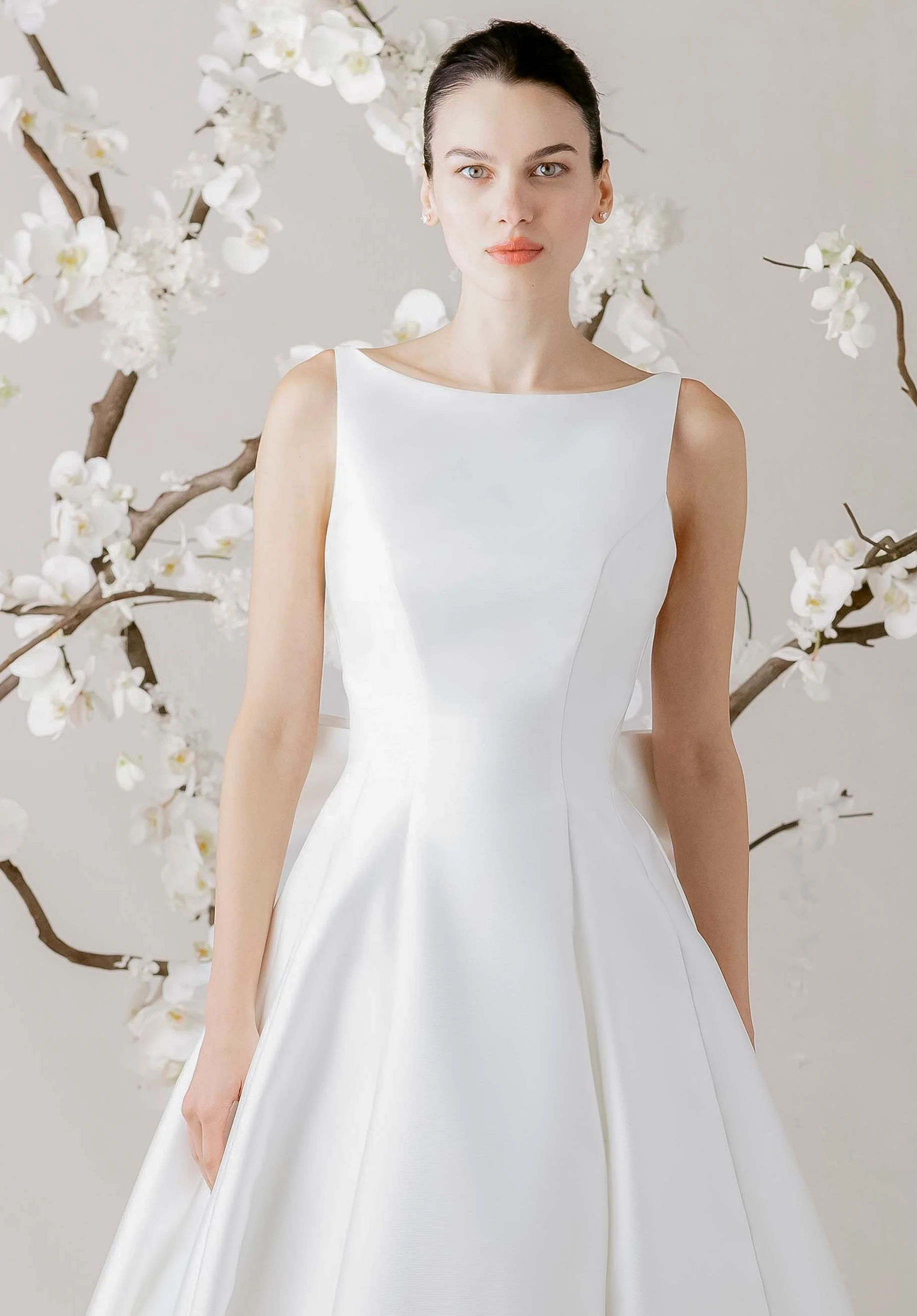 Sylvia Wedding Dress - Image 2