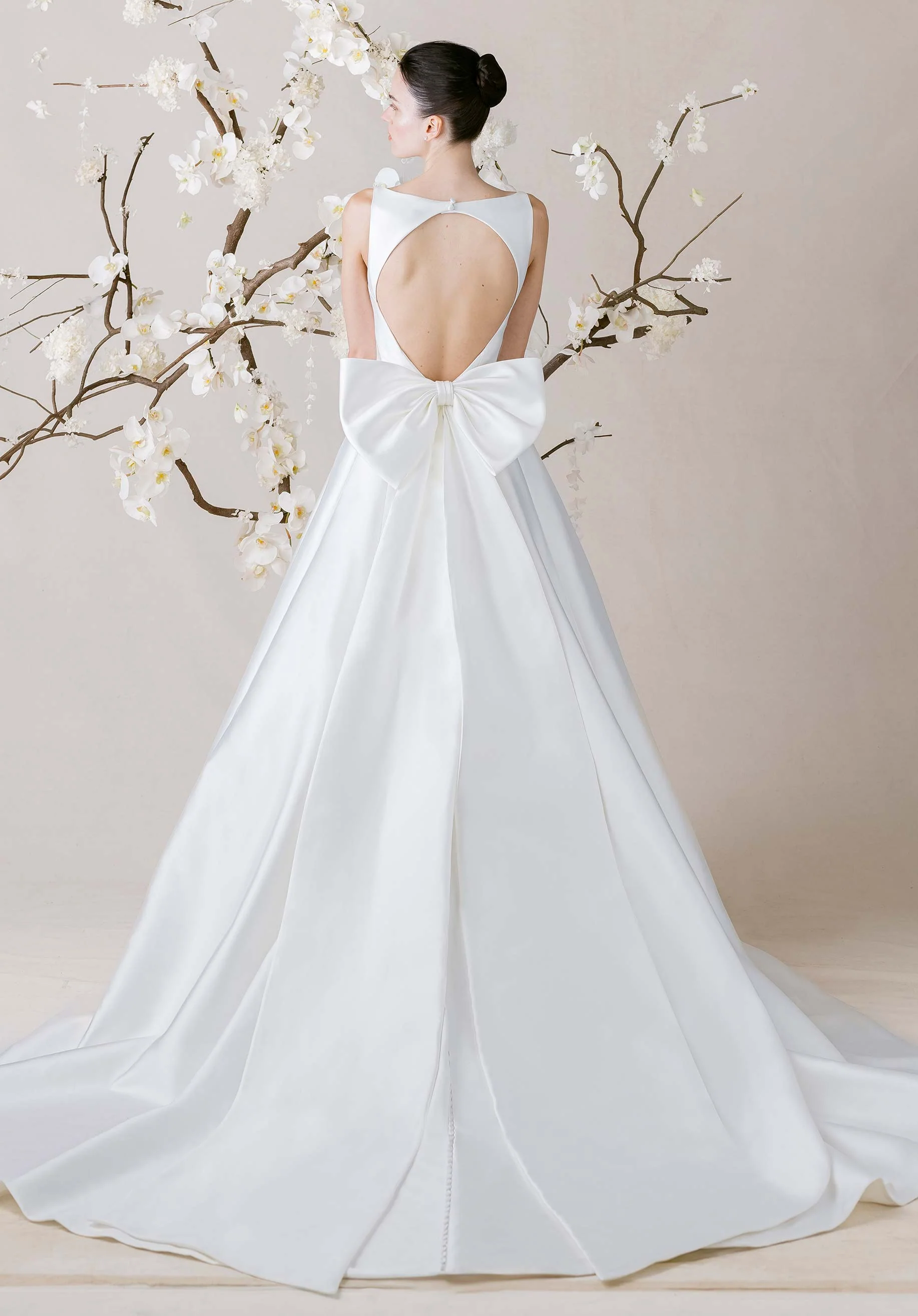 Sylvia Wedding Dress - Image 3