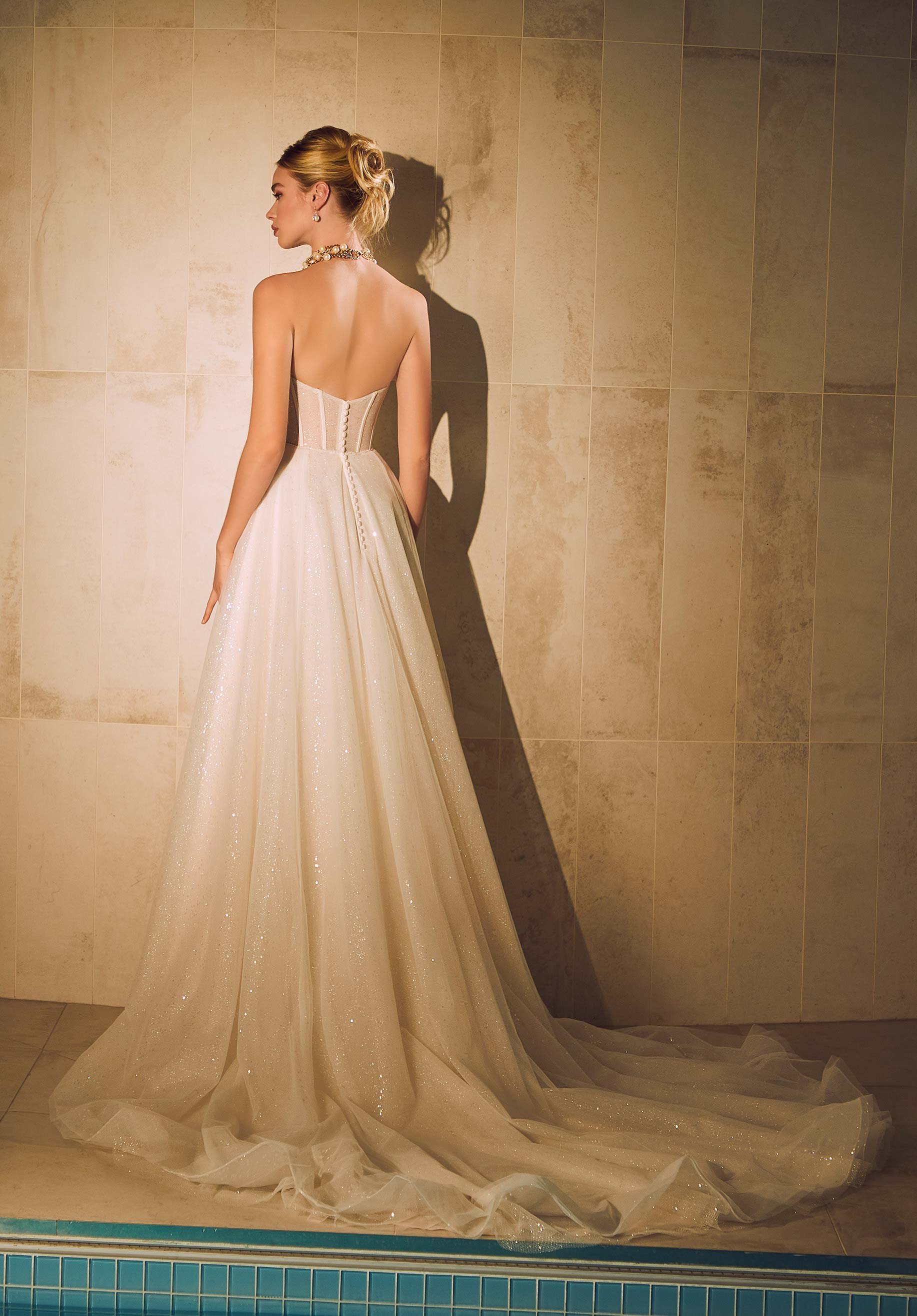 Tara Wedding Dress - Image 5