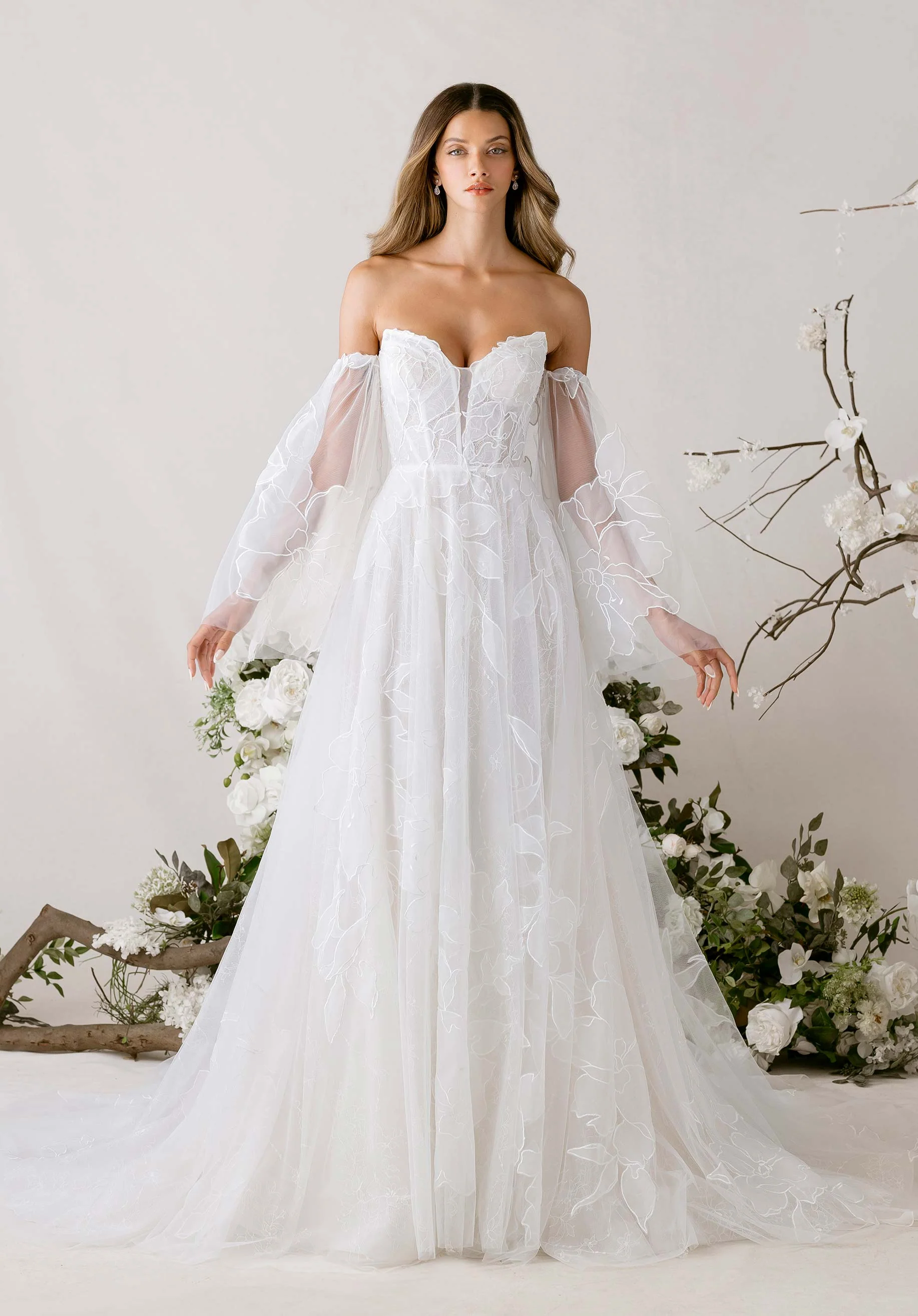 Tendu Wedding Dress - Image 2