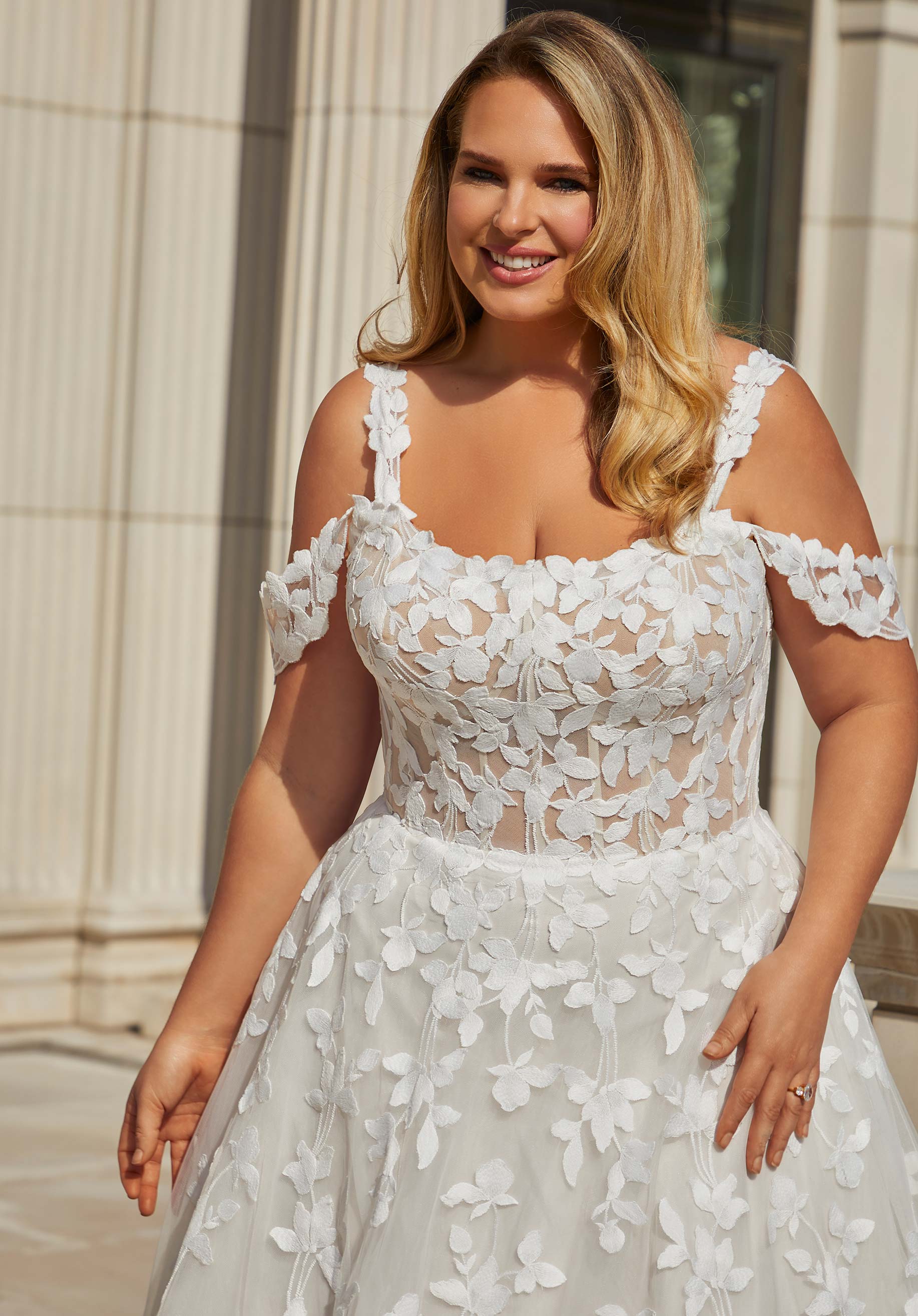 Theresa Wedding Dress - Image 2