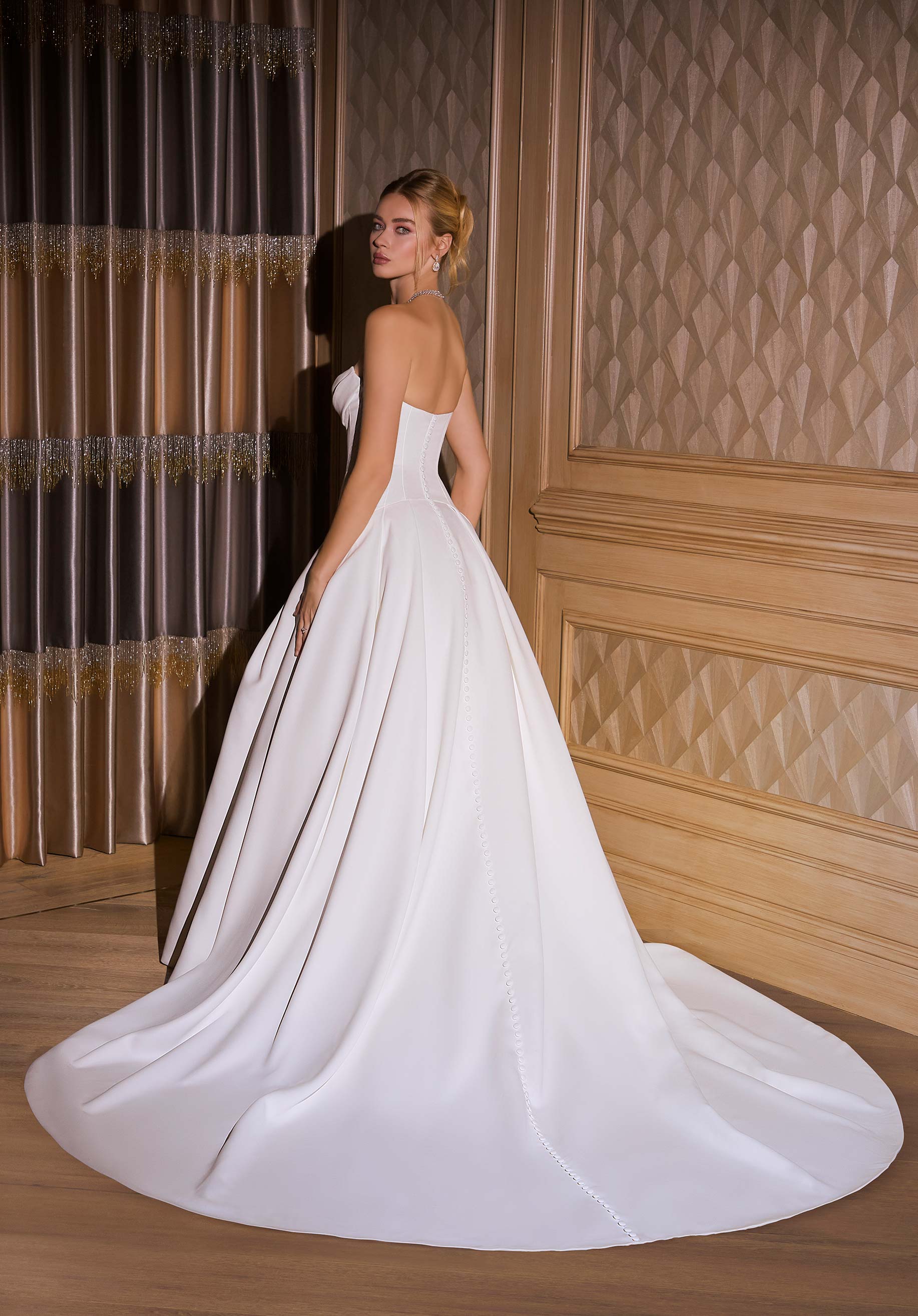 Tiana Wedding Dress - Image 3