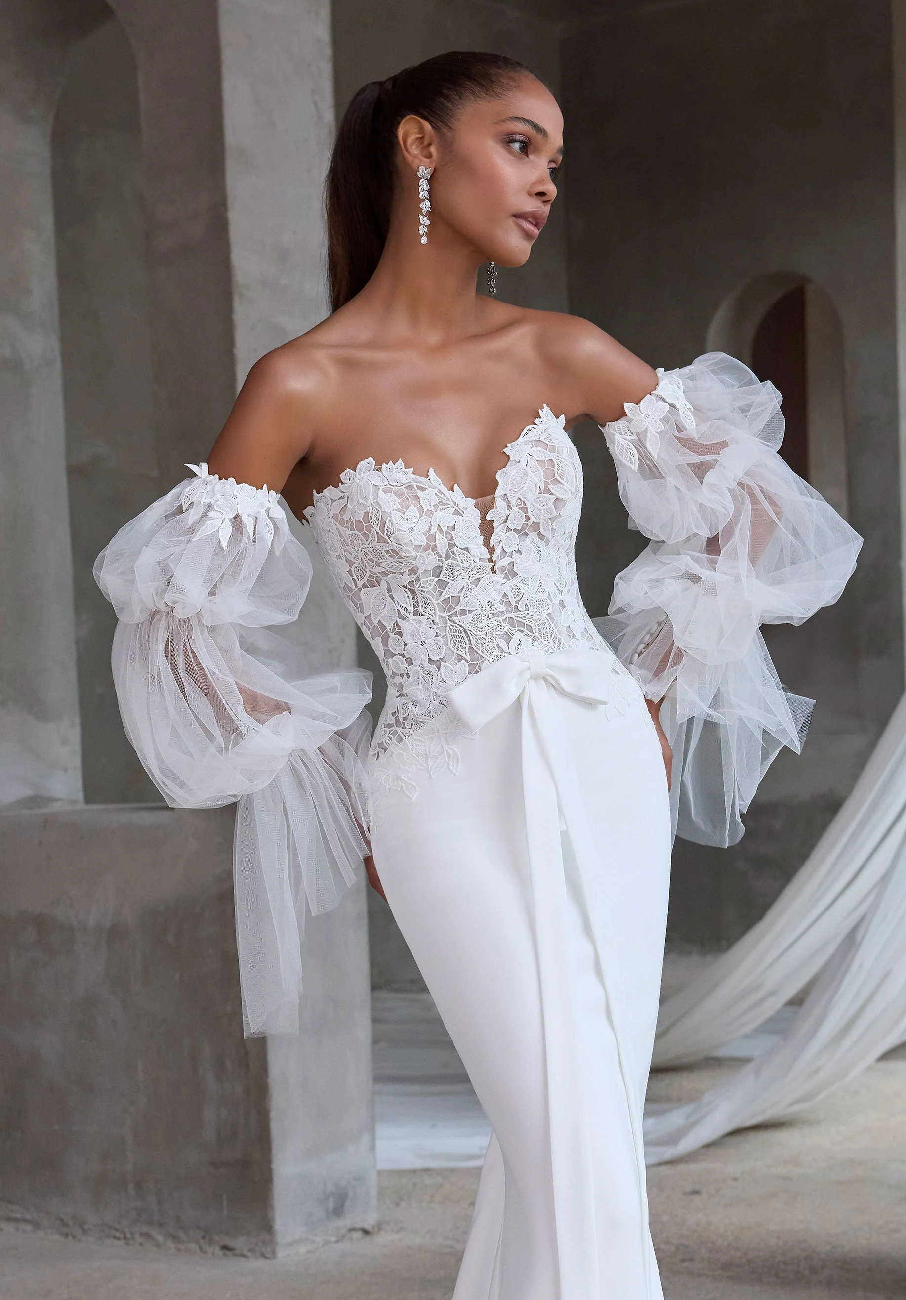 Tulle Bow Poet Sleeves
