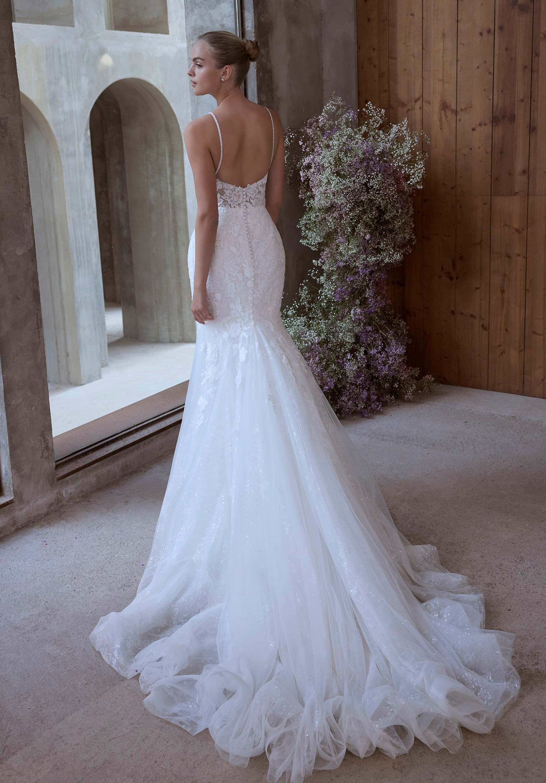 Urania Wedding Dress - Image 3
