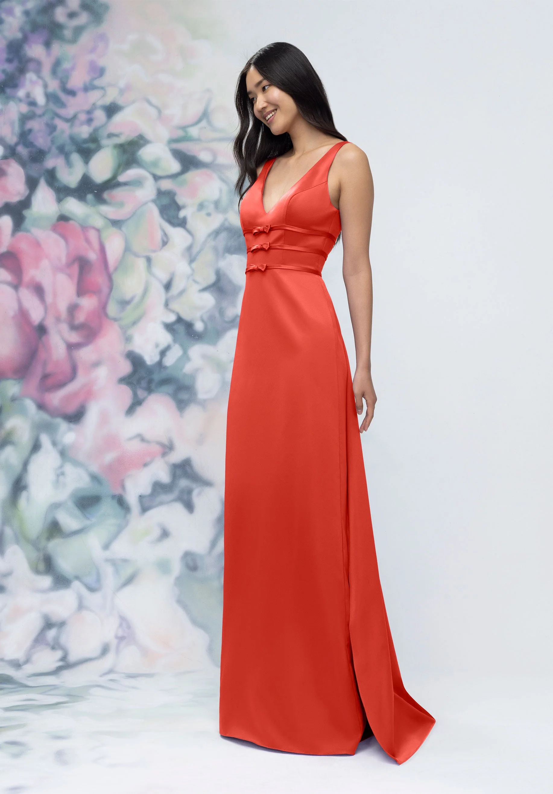 V-Neck Banded Bow Satin Bridesmaid Dress with Detachable Train - Image 17