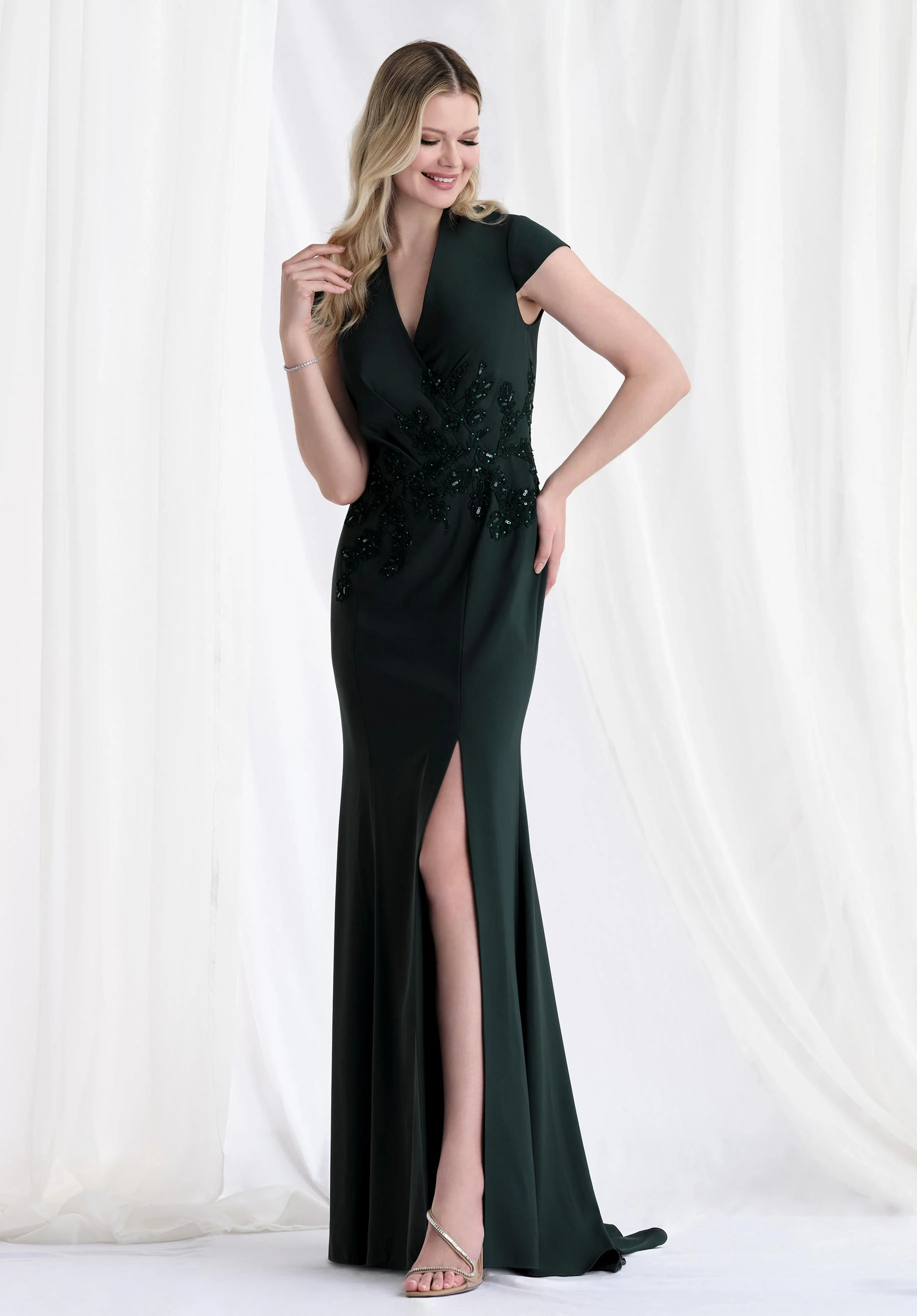 V-Neck Cap Sleeve Crepe Evening Gown - Image 4