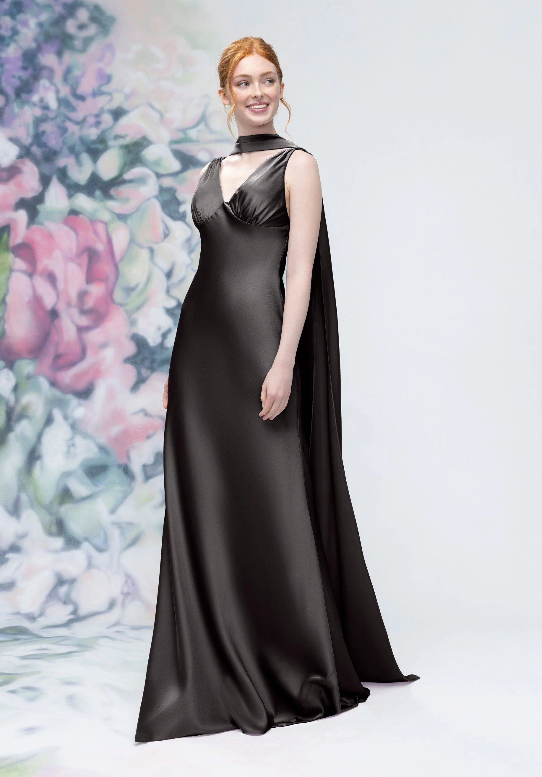 V-Neck Empire Waist Open Back Bridesmaid Dress with Neck Scarf - Image 5