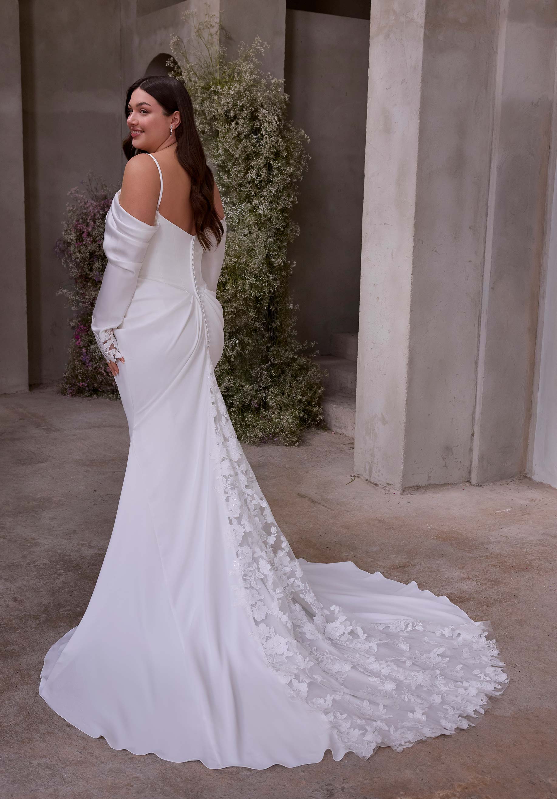 Valeria Wedding Dress - Image 4