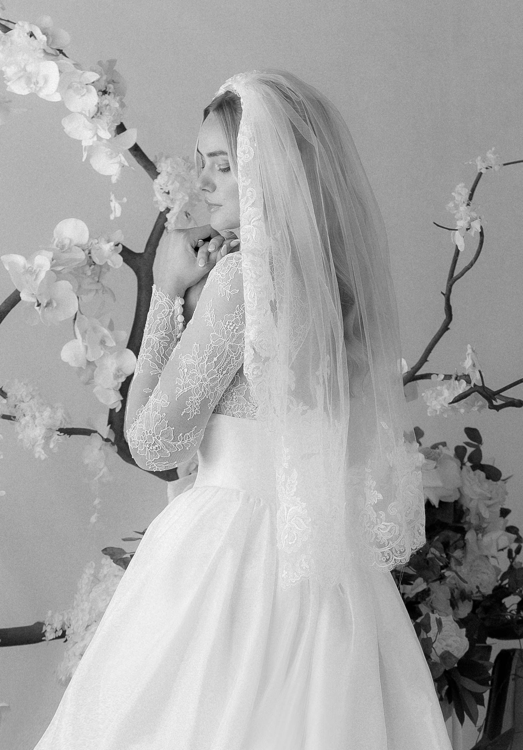Vittoria Wedding Dress - Image 8