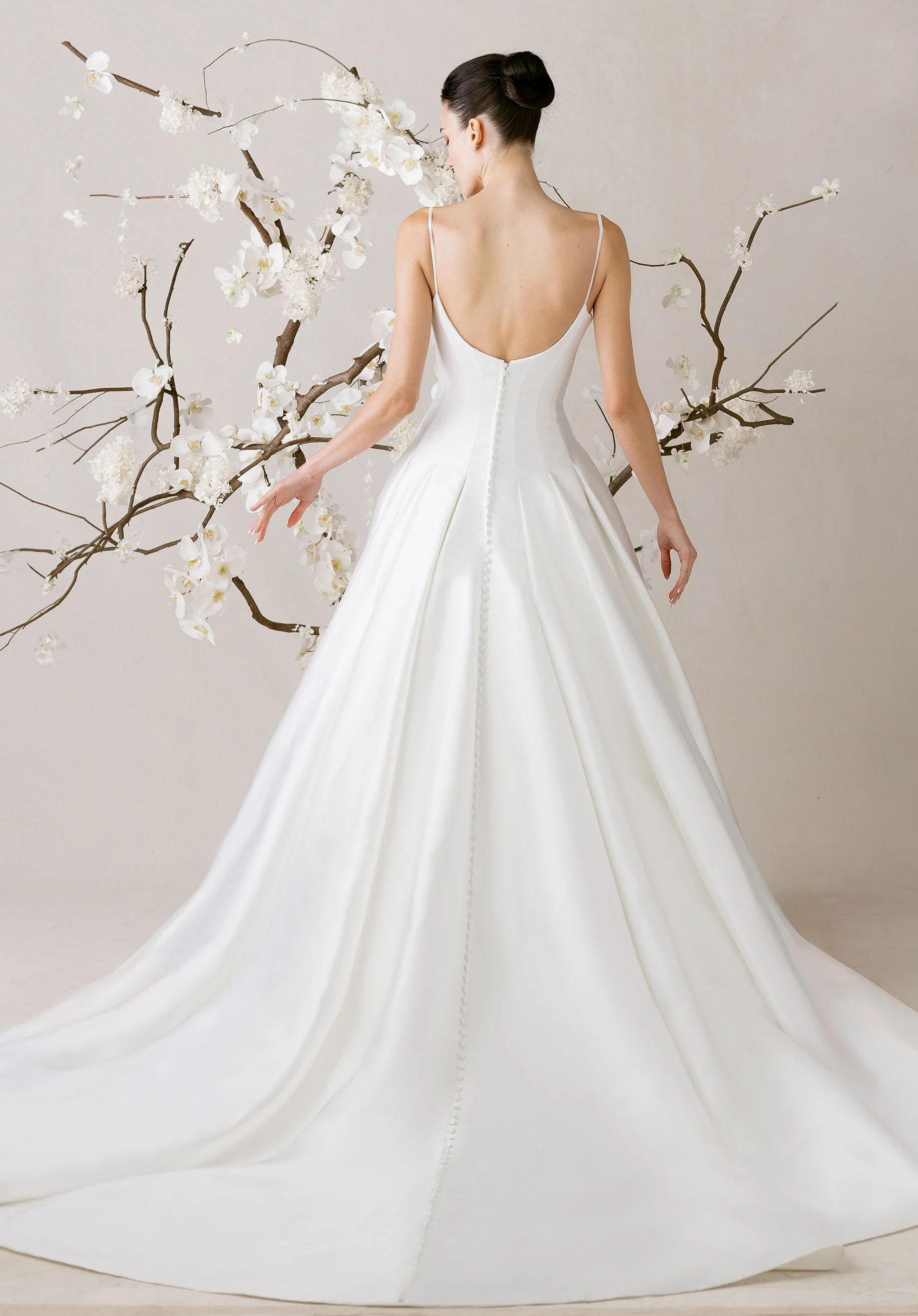 Vivienne Wedding Dress - Image 7
