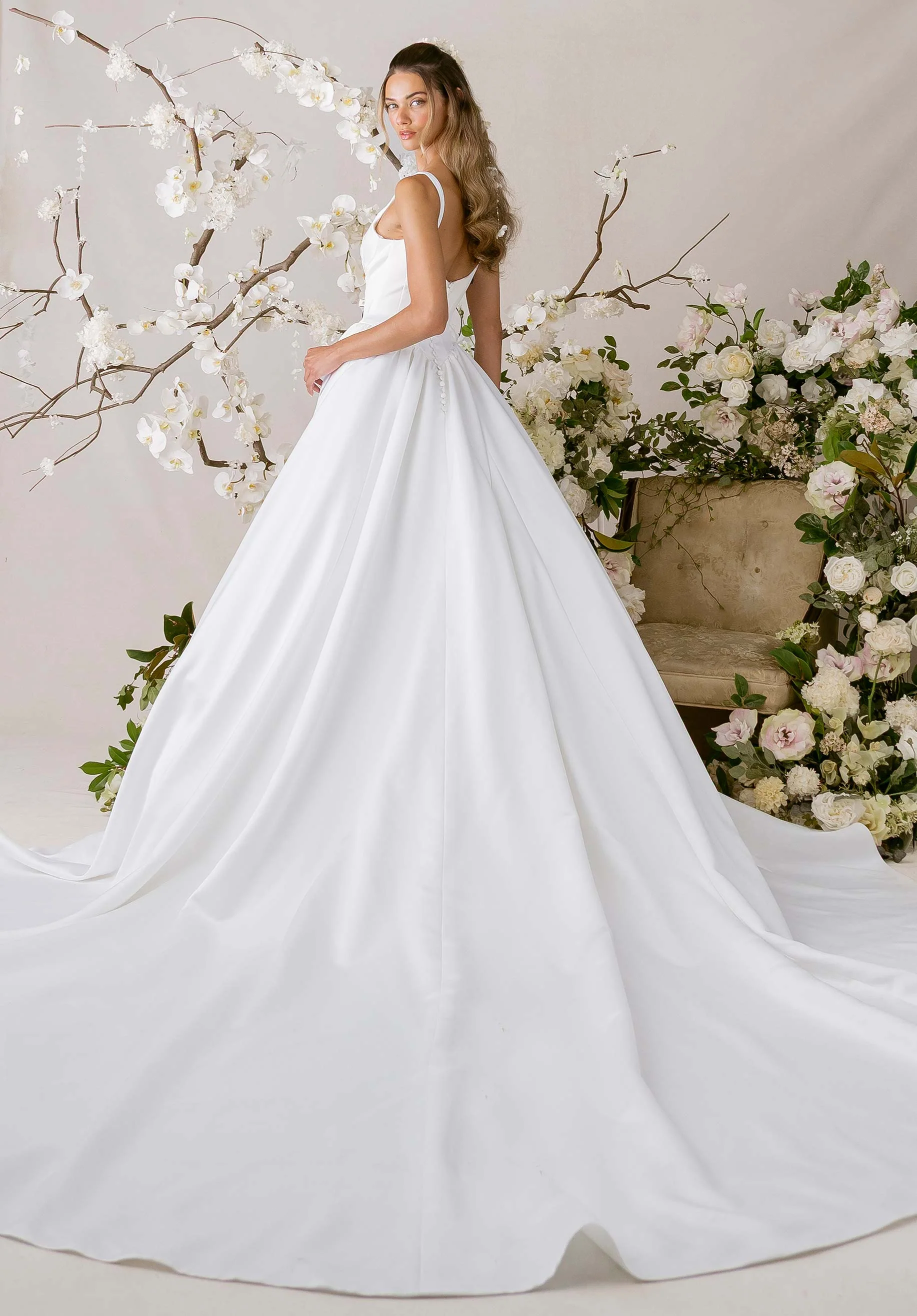 Wilis Wedding Dress - Image 3